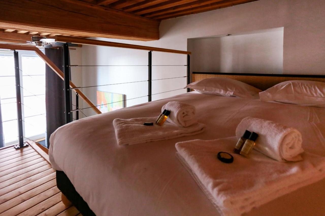 Appartamento Guestready - Charmant Loft Croix-Paquet Pour 2 Lione Esterno foto