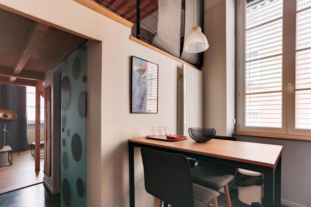 Appartamento Guestready - Charmant Loft Croix-Paquet Pour 2 Lione Esterno foto