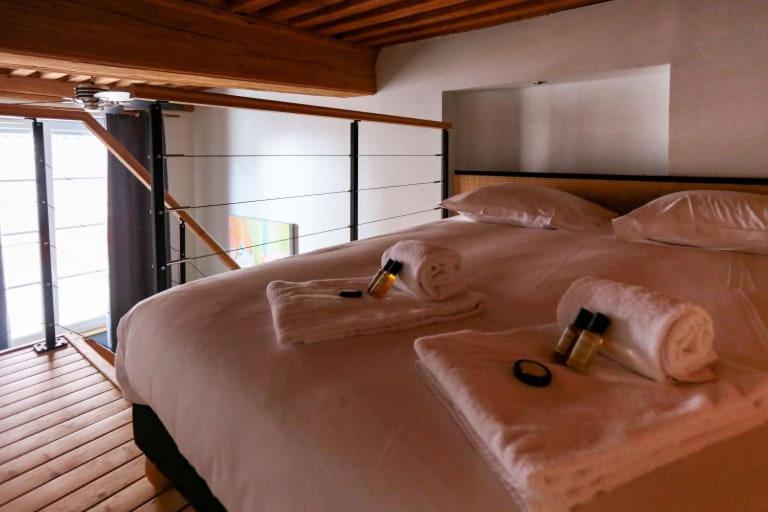 Appartamento Guestready - Charmant Loft Croix-Paquet Pour 2 Lione Esterno foto